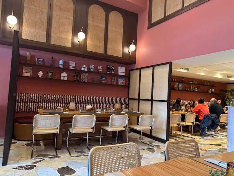 NÉO Deli — Photo 2